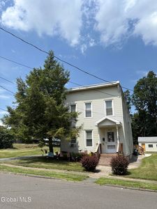 32 Vanderwerken Avenue