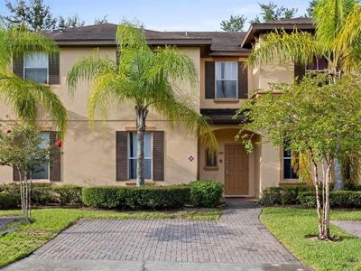 2725 Calabria Ave #2725