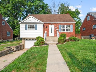 3689 Moonridge Dr