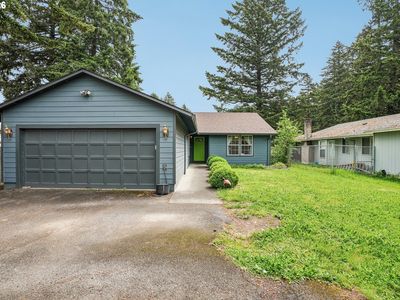 176 NE 172nd Ave