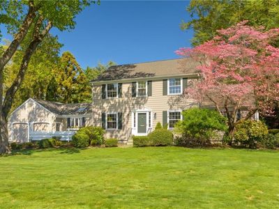 8 Harbour Rd