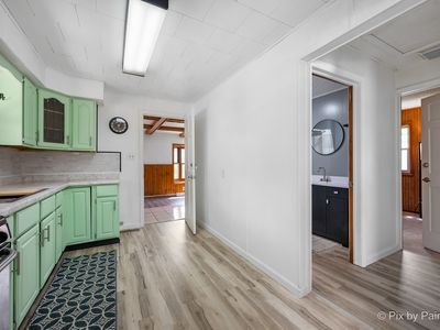 513 W 7th St
