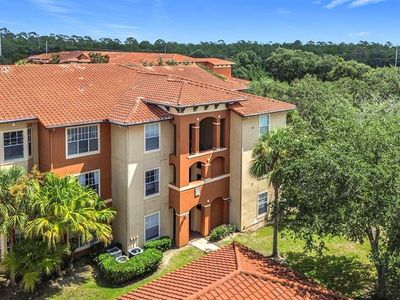 5548 Metrowest Blvd #20