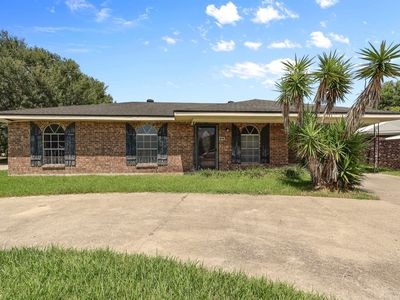 1003 Debra Ct