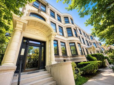 35 Westbourne Ter APT 2