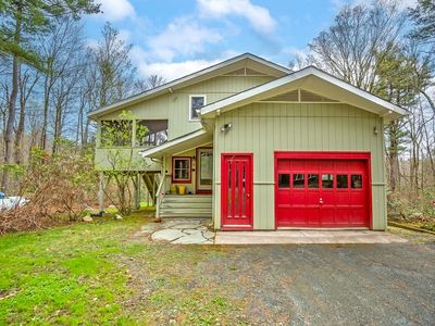 Property at 23 Chipmunk Xing, Tolland, MA