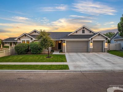 6237 E Canyon Crossing Dr