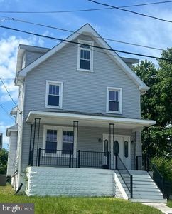 1337 Poplar Ave