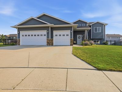 200 Morning Glory Cir