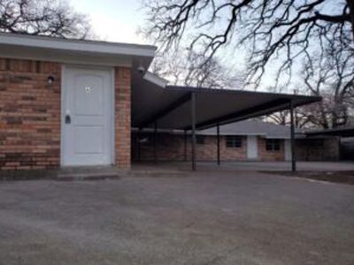 1802 Jay Cir