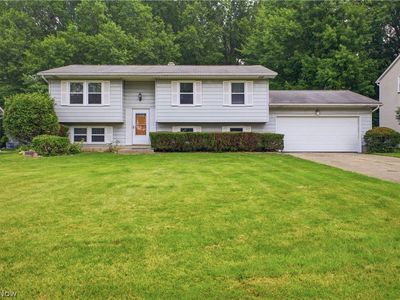 Property at 7533 Jaguar Dr, Youngstown, OH