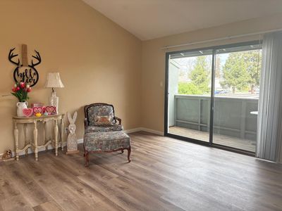 3790 W Benjamin Holt Dr APT 6