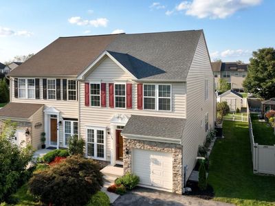 286 Maple Dr