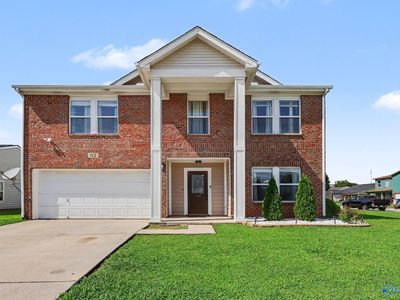 112 Leona Ln NW