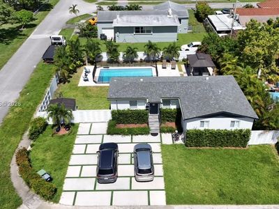 2401 SW 83rd Ave