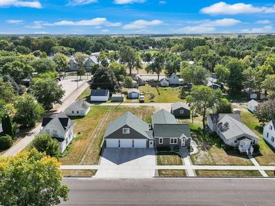 305 Ring Ave S