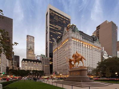 1 Central Park S #606