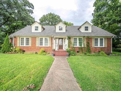 13185 Main St