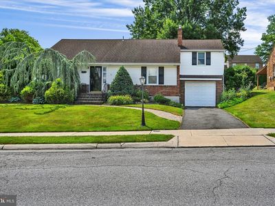 3102 Curtis Rd