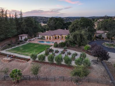 4021 Porter Ln