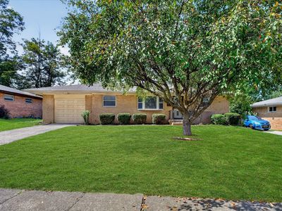 4416 Lesley Ave