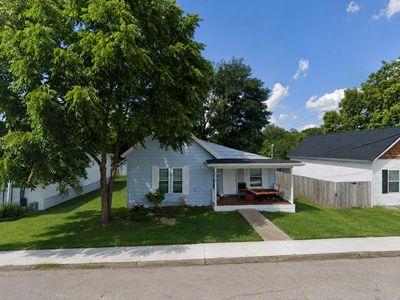 319 E Office St