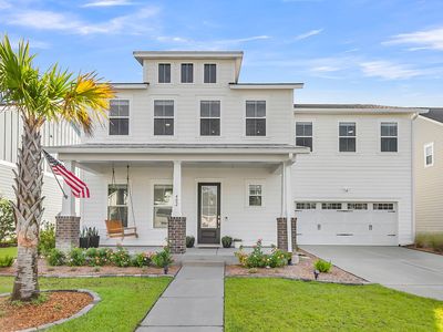 402 Parish Farms Dr