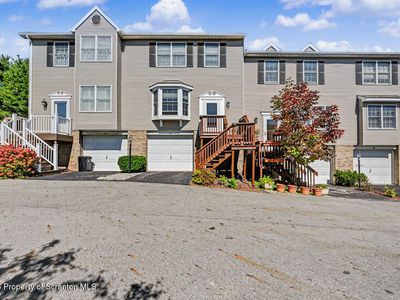 15 Briarwood Way