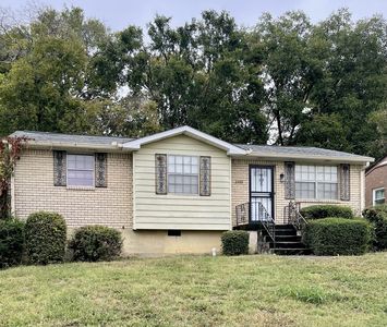3352 Hospital Ln