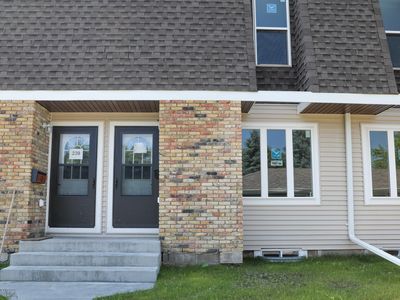 237 12 1/2 Ave E