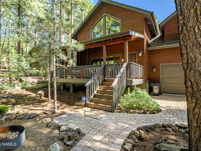 1385 E Bobcat Dr