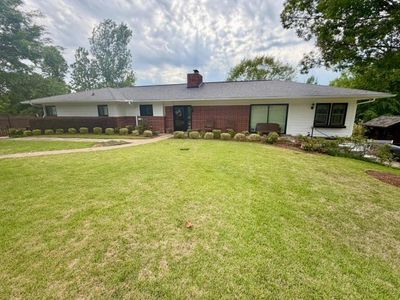 918 Lynn Cir