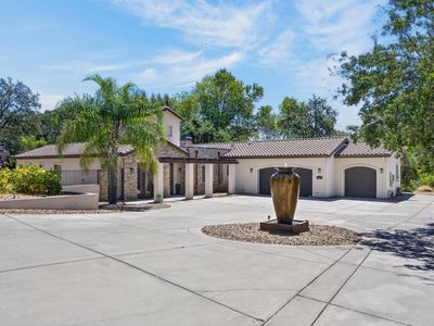2690 Taylor Rd