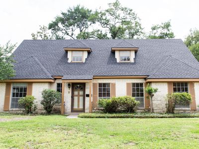 10111 Kerrwood Ln