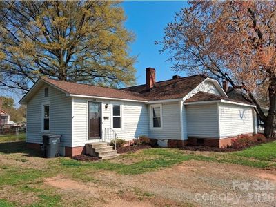Property at 304 S Kimmons St, Landis, NC