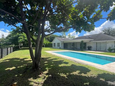 1396 Northampton Ter