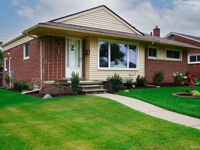 12890 Hemingway