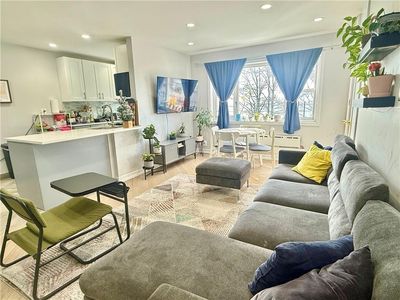 1093 Shore Pkwy #2B