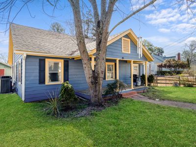 Property at 805 S 11th St, Lillington, NC