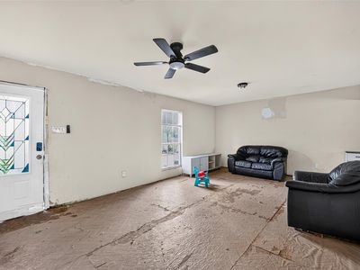 14031 Villagrove Dr