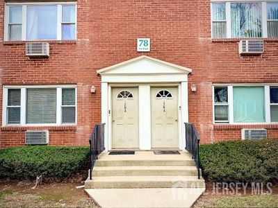 78 Fox Rd APT 2A