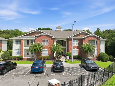 513 Meadowland Ct APT 8