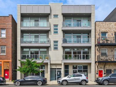 1310 N Western Ave #2N