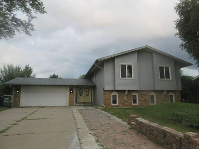 Property at 8232 Xenia Ave N, Brooklyn Park, MN