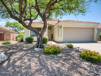 2210 N Deer Creek Pl