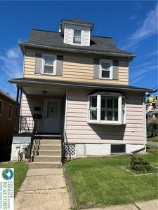 259 8th Ave