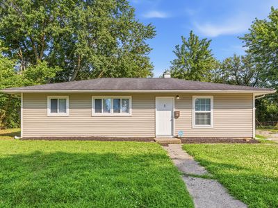 3 Edwin Ct