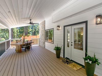 341 Lake Dr