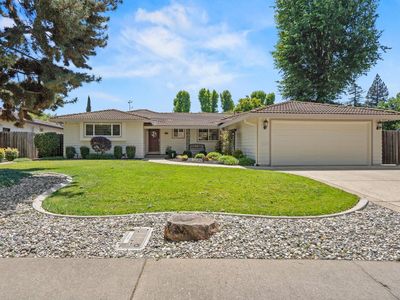 978 Greenhurst Way