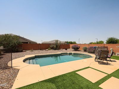30196 W Crittenden Ln